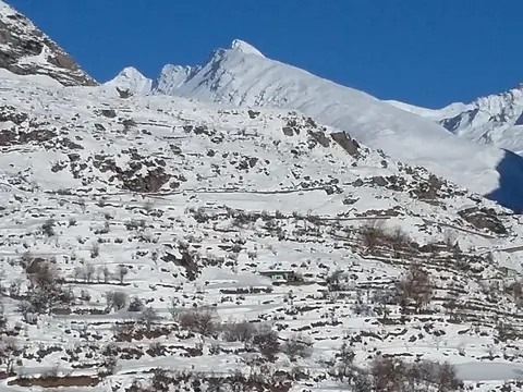 किलाड़ कियां हुनाणे कनेरी फोटो (Killar towards Hundan)