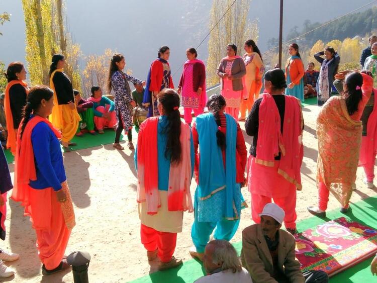नेचती जल्हेणु पांगेई नेचती जल्हेणु पांगेई